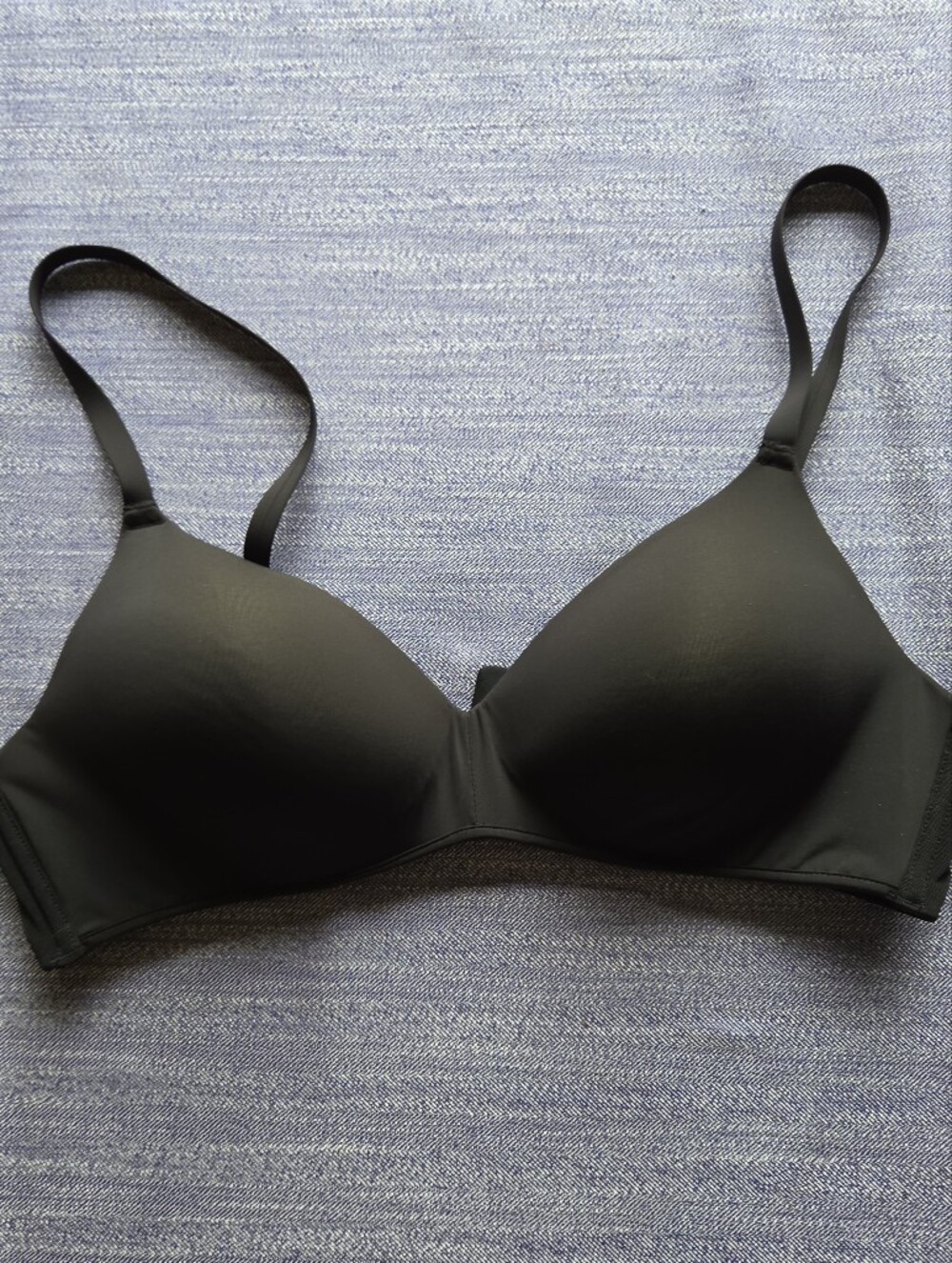 ModiBodi Black Smooth T-Shirt Bra - Classic Everyday Comfort Adjustable Straps